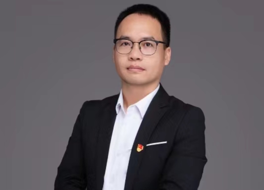优秀党务工作者汤振华_副本.jpg
