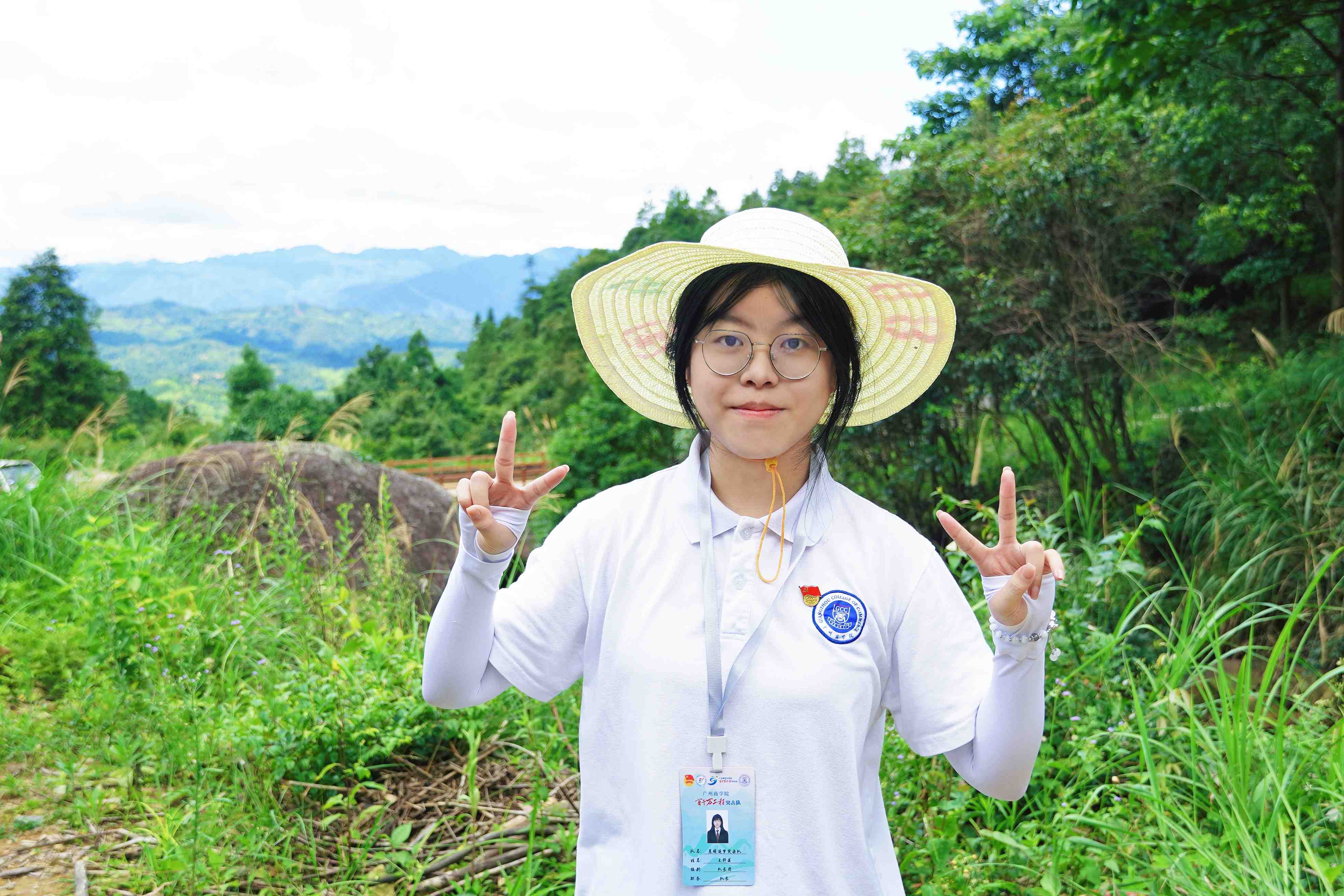 优秀共产党员 王纤芸.jpg