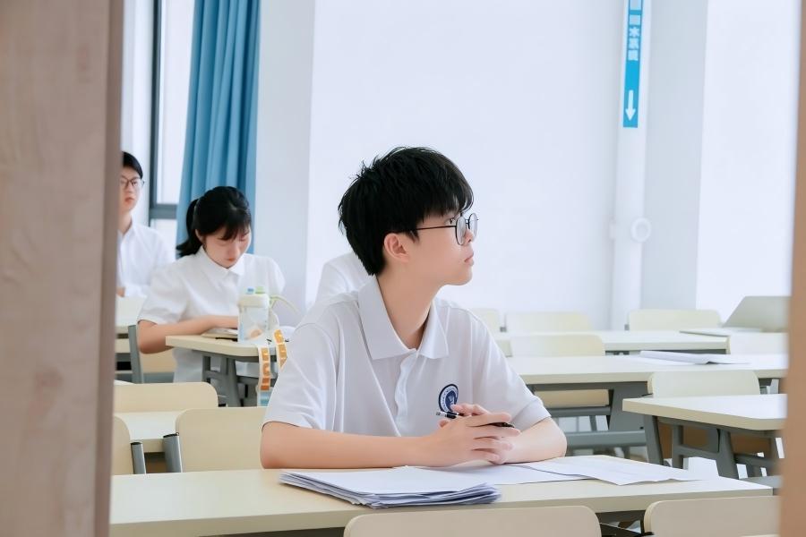 优秀党员+游晓昕.jpg