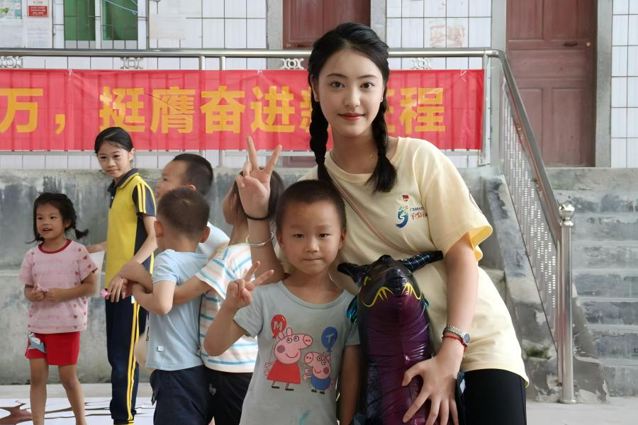 优秀党员朱佩贤(1).jpg