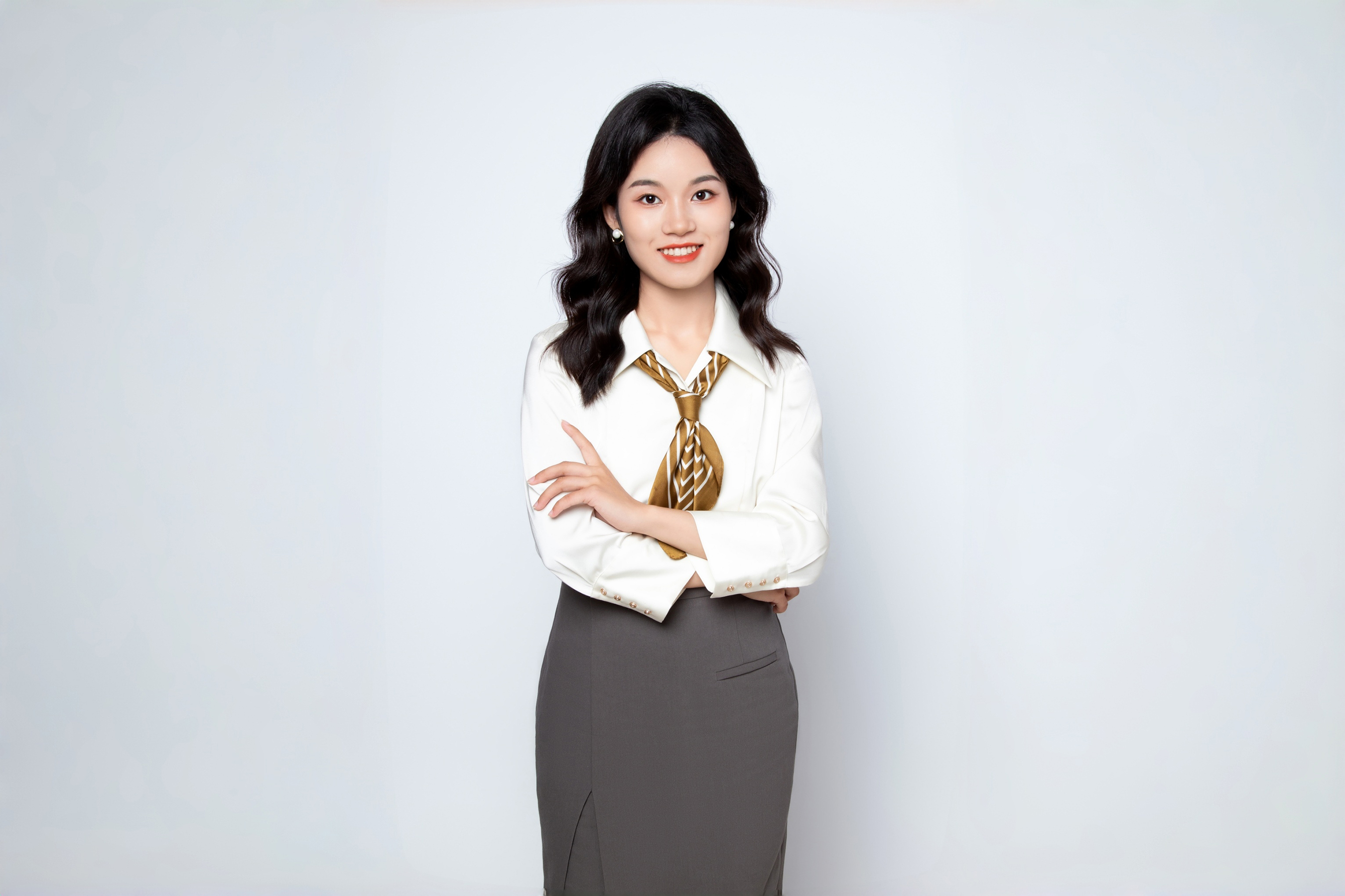 李嘉嘉 个人照.jpg